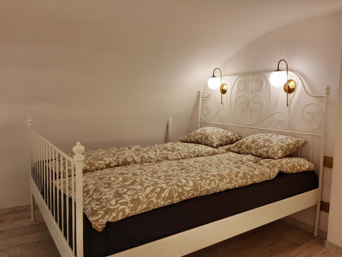Danube Elegance Apartment